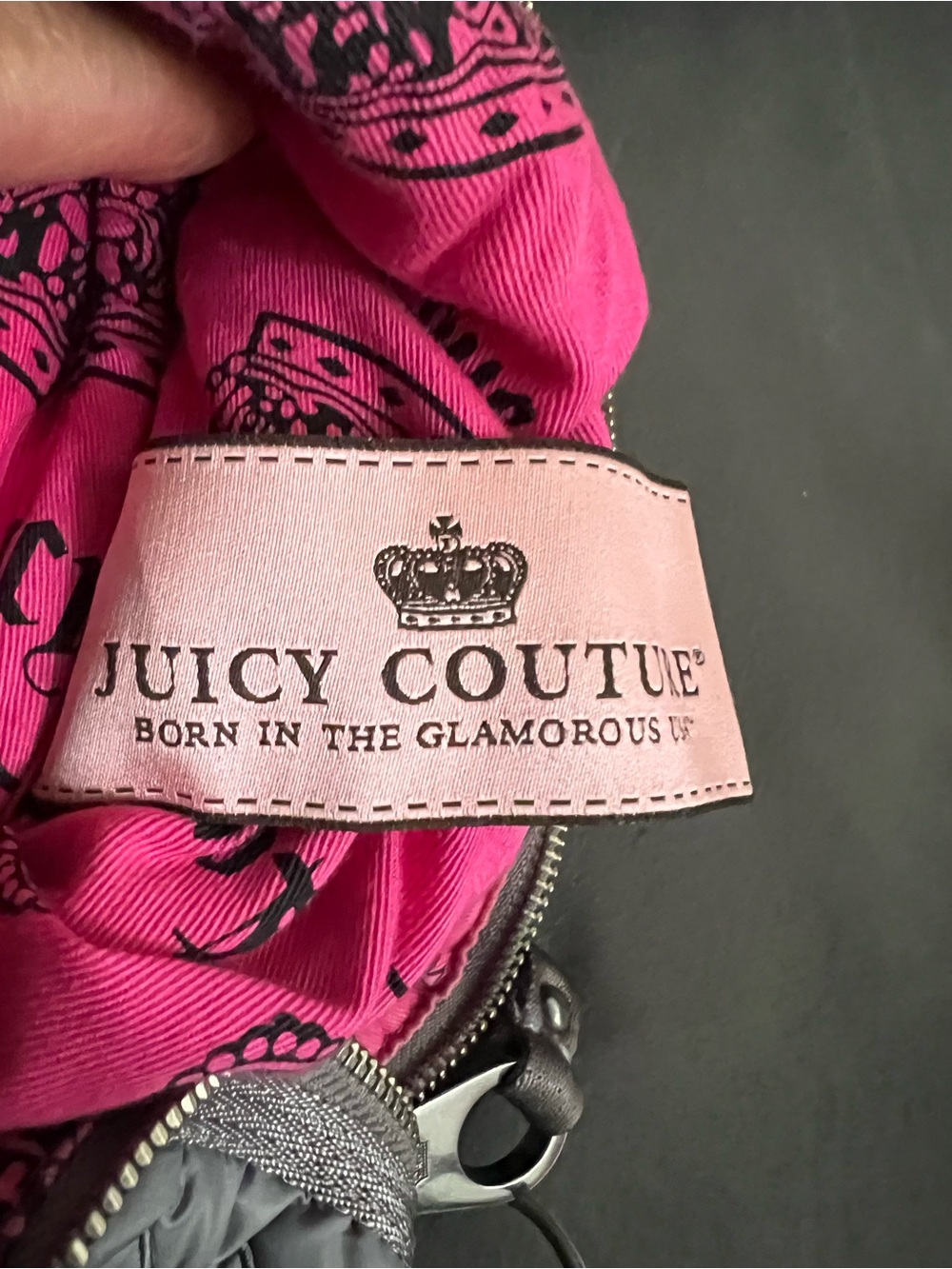 Vintage Juicy Couture large puffer w/embossed logo - Picture 2 of 10